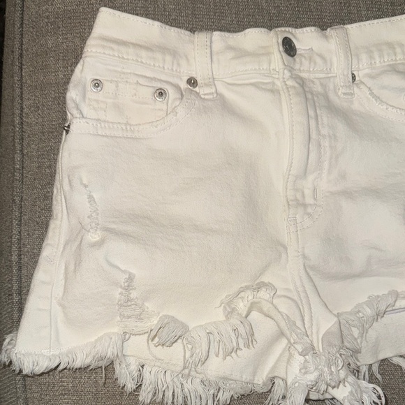 White Distressed DAZE Denim Shorts Size 26/ Small - Picture 6 of 9